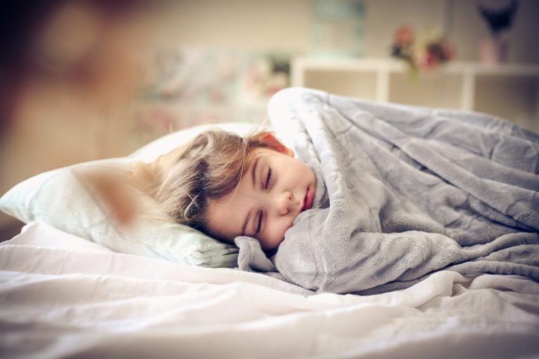 8 Ways to Clean Up Your Kids’ Sleep Routine for Back-to-School