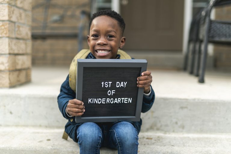 How to Take The Perfect First Day of School Photo