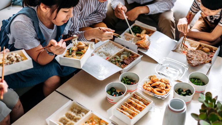 No, Moms Shouldn’t Feel Like They Have to Cook For Their Families