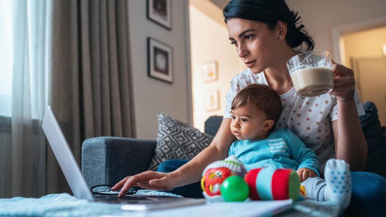 10 Reddit Posts This Week That Remind Parents We’re All In This Together