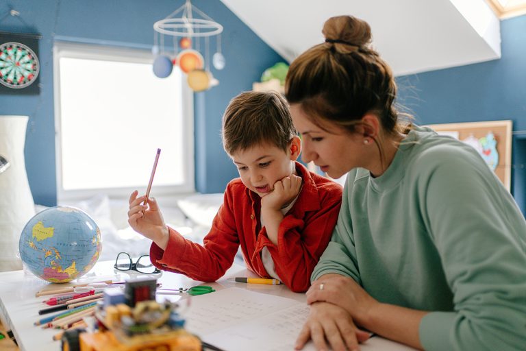 7 Tips to Help Kids Set and Achieve Goals