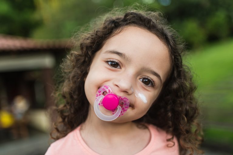 How to wean off a soother / pacifier, including a few ideas you haven’t tried!