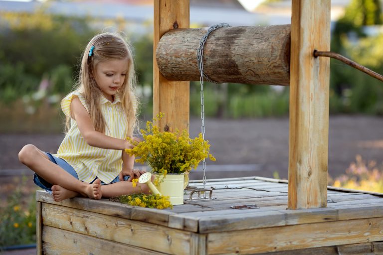 Montessori Summer Routine for Kids: Low-Cost Ways to Keep Kids Busy Without Screens