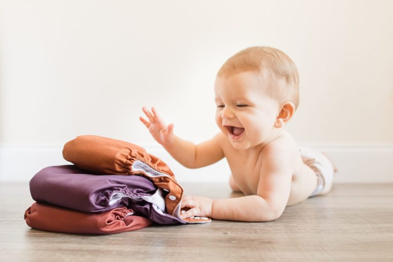 Disposable Diapers vs Reusable Diapers, What Should You Pack for Daycare?